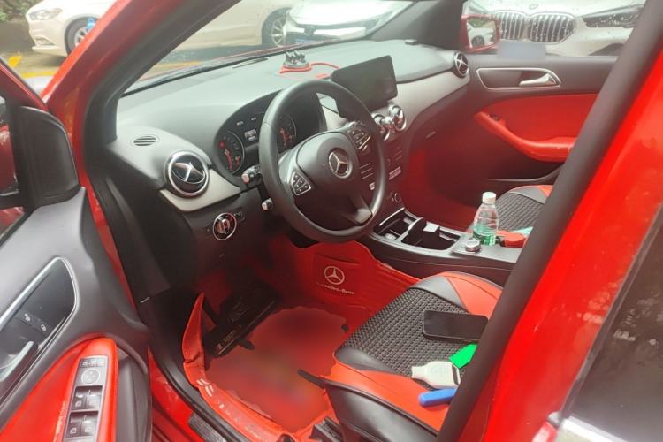 Used Mercedes-Benz B-Class 2016 B 180 Driver Seat