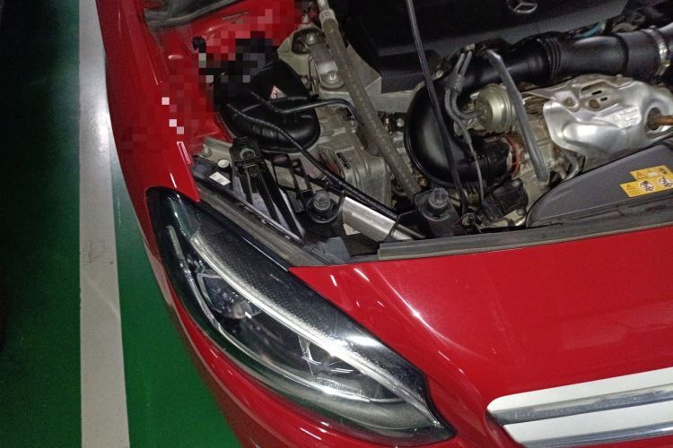 Used Mercedes-Benz B-Class 2016 B 200 Exclusive Edition Engine Bay Right