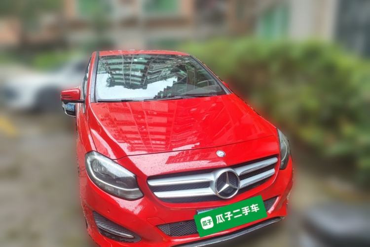 Used Mercedes-Benz B-Class 2016 B 180 Front Right 45 Deg