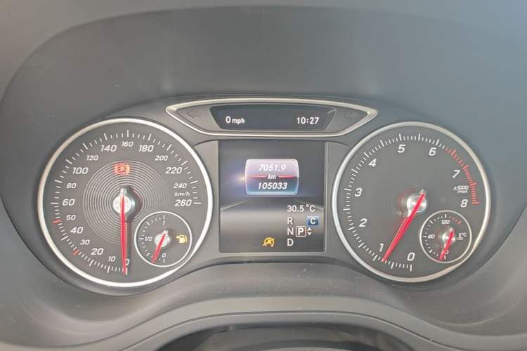 Used Mercedes-Benz B-Class 2016 B 180 Instrument Cluster