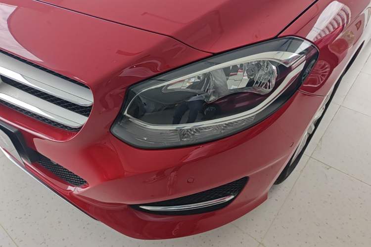 Used Mercedes-Benz B-Class 2016 B 180 Left Front Headlight