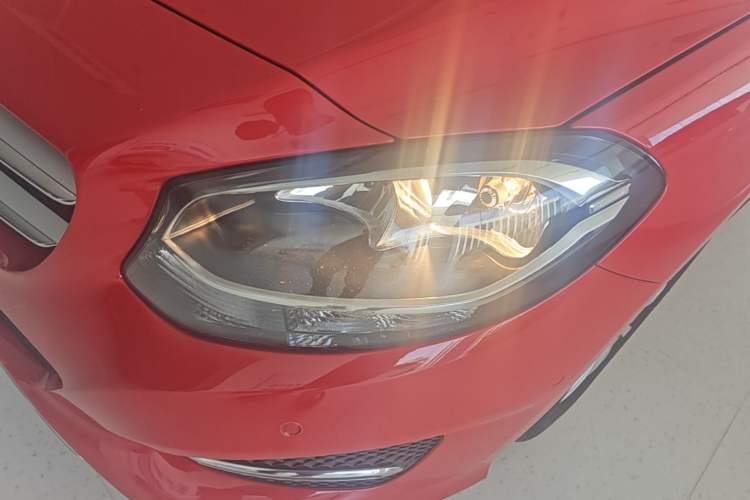 Used Mercedes-Benz B-Class 2016 B 180 Left Front Headlight