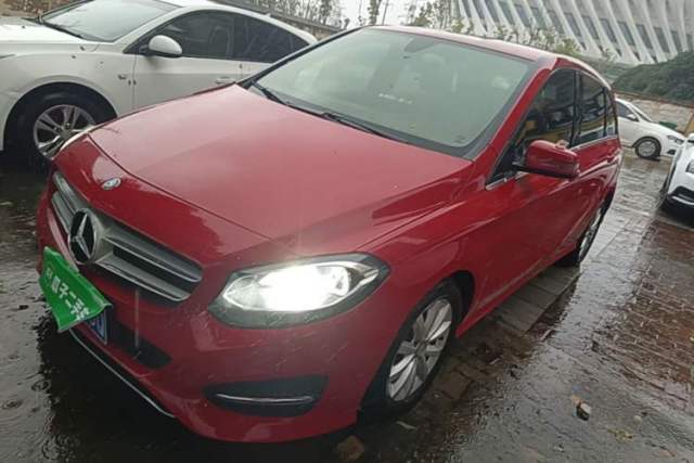 Mercedes-Benz B-Class 2016 B 180 usado