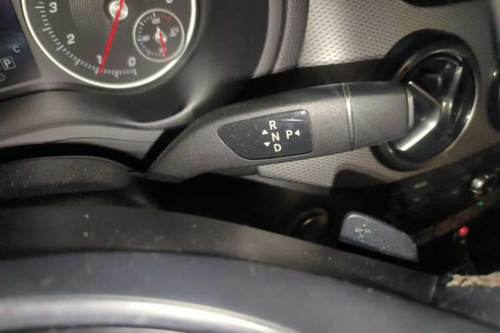 Used Mercedes-Benz B-Class 2016 B 200 Exclusive Edition Gear Lever