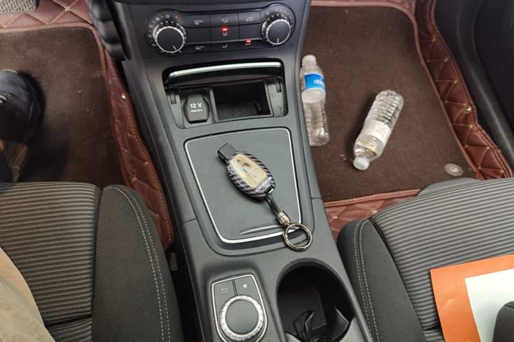 Used Mercedes-Benz B-Class 2016 B 180 Gear Lever