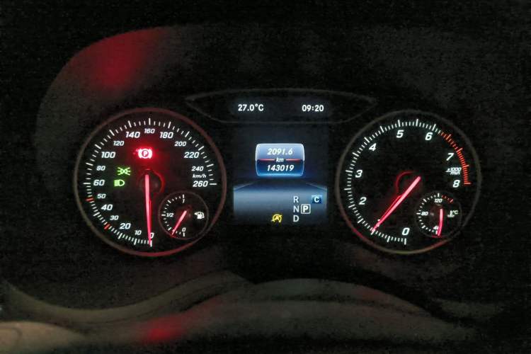 Used Mercedes-Benz B-Class 2016 B 200 Exclusive Edition Instrument Cluster