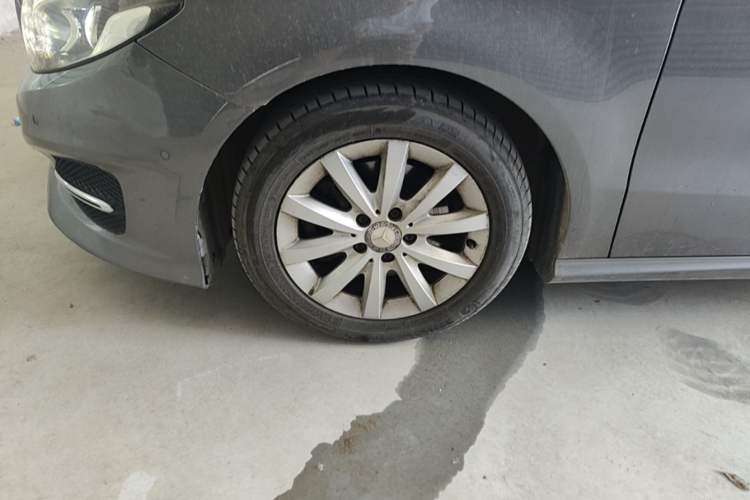 Used Mercedes-Benz B-Class 2016 B 180 Left Front Wheel Hub