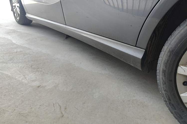 Used Mercedes-Benz B-Class 2016 B 180 Left Side Sill
