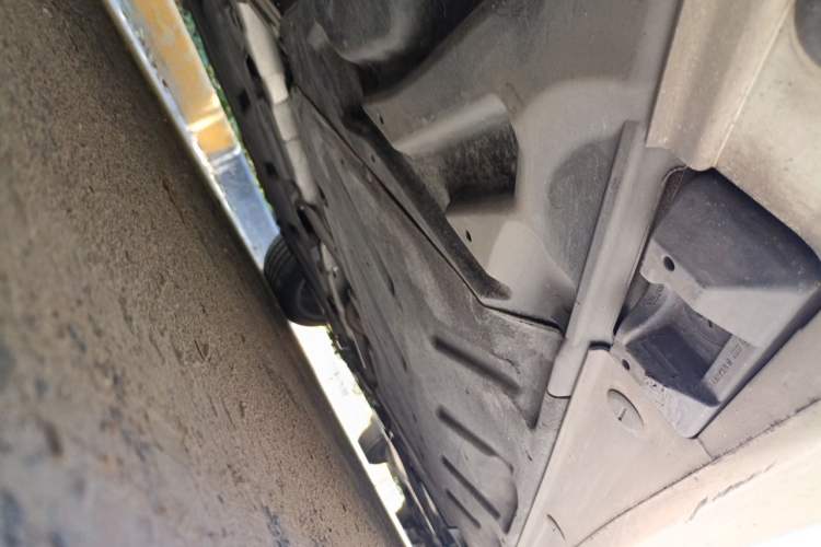 Used Mercedes-Benz B-Class 2016 B 200 Exclusive Edition Chassis Rear Right