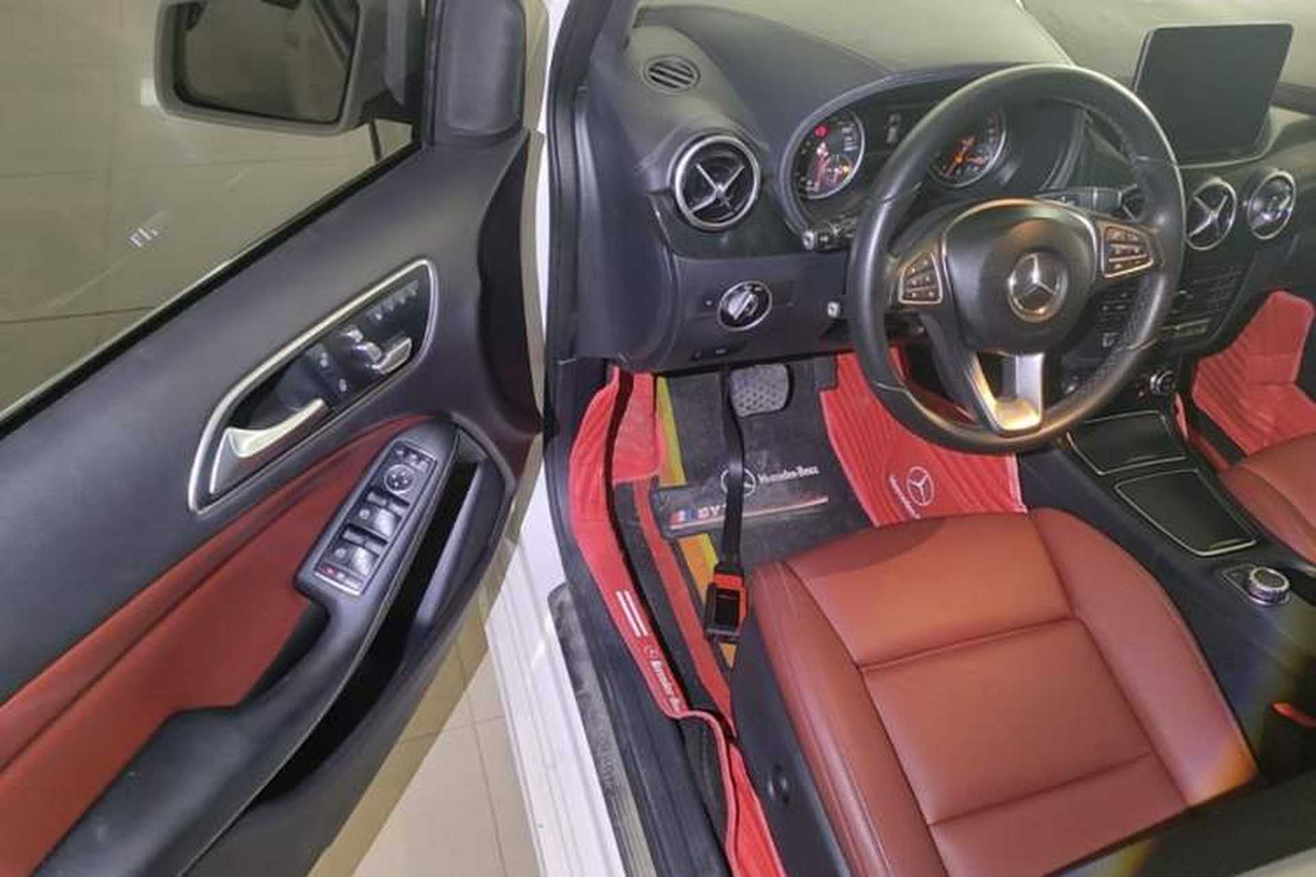 Used Mercedes-Benz B-Class 2016 B 200 Exclusive Edition Driver Seat