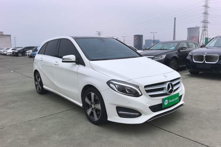 Used Mercedes-Benz B-Class 2016 B 200 Exclusive Edition Exterior 2