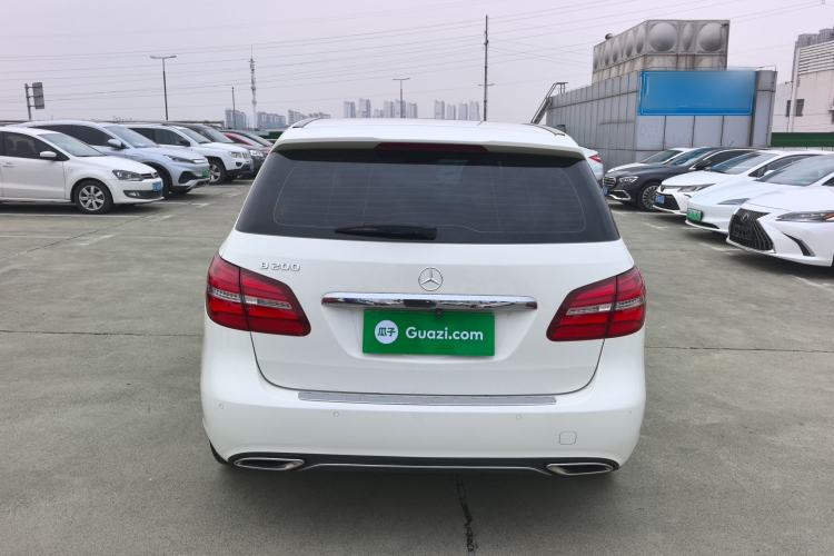 Used Mercedes-Benz B-Class 2016 B 200 Exclusive Edition Exterior 3