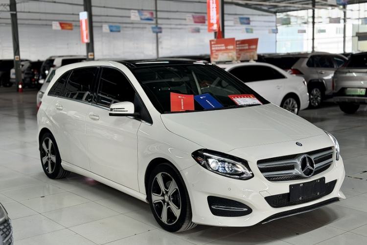 Used Mercedes-Benz B-Class 2016 B 200 Exclusive Edition Exterior 4