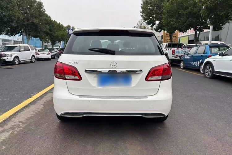 Used Mercedes-Benz B-Class 2016 B 180 Exterior 5