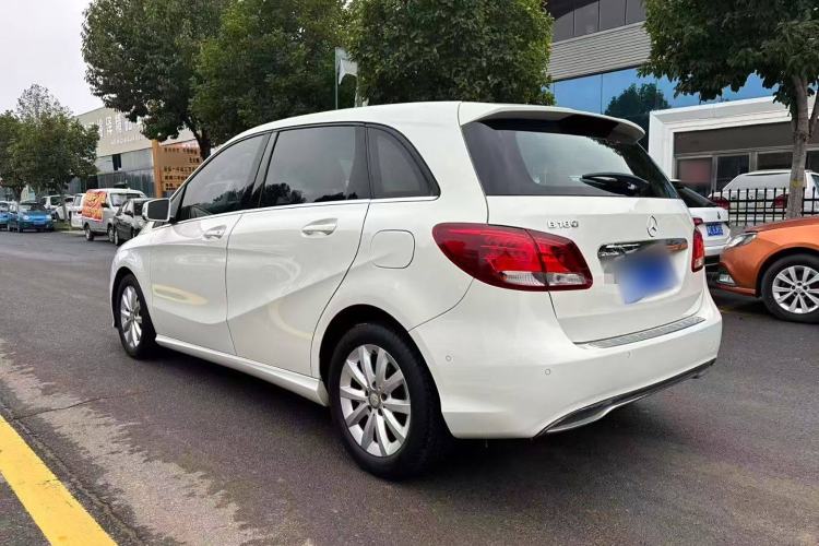 Used Mercedes-Benz B-Class 2016 B 180 Exterior 6