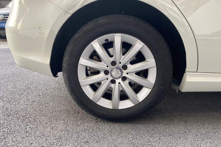 Used Mercedes-Benz B-Class 2016 B 180 Exterior 6