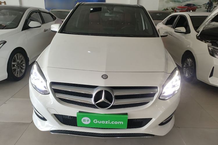 Used Mercedes-Benz B-Class 2016 B 200 Exclusive Edition Front
