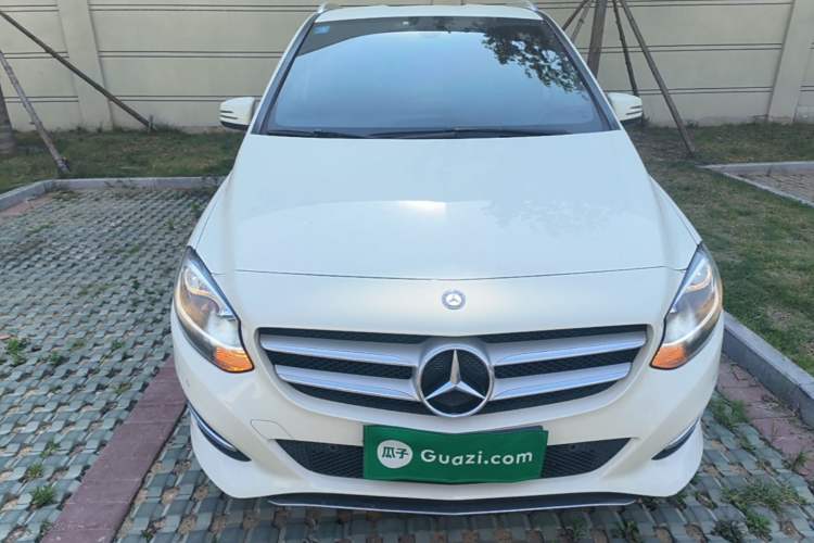 Used Mercedes-Benz B-Class 2016 B 180 Front