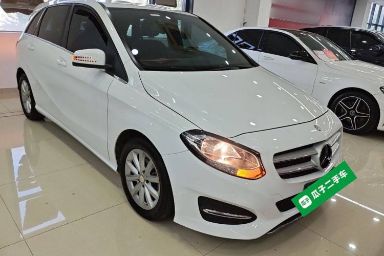 Used Mercedes-Benz B-Class 2016 B 180 Front Right 45 Deg