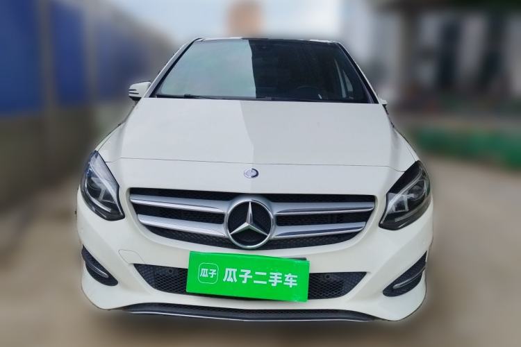 Used Mercedes-Benz B-Class 2016 B 200 Exclusive Edition Front