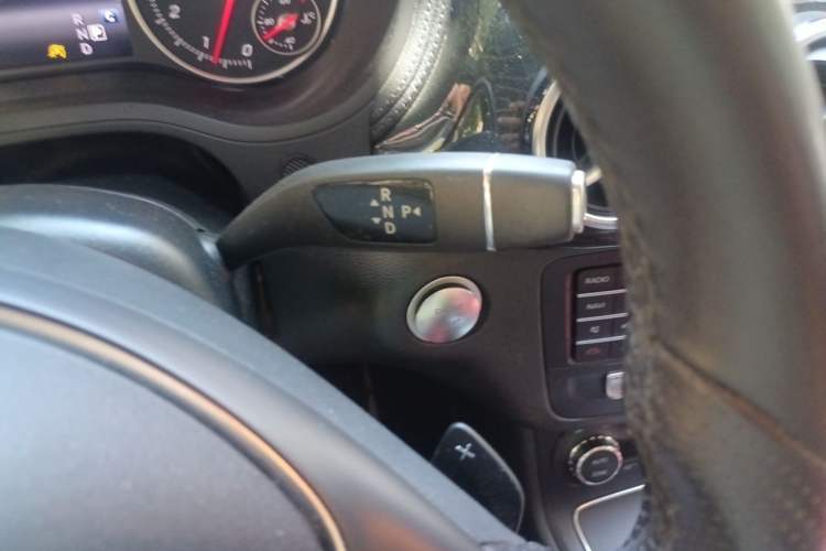 Used Mercedes-Benz B-Class 2016 B 200 Exclusive Edition Gear Lever