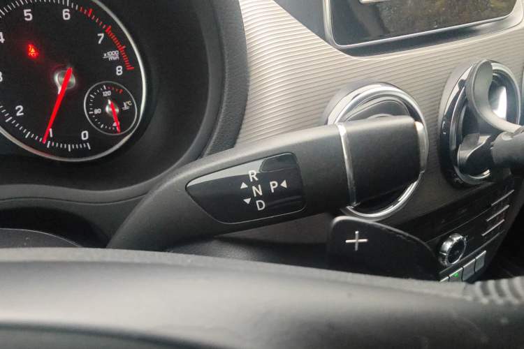 Used Mercedes-Benz B-Class 2016 B 180 Gear Lever