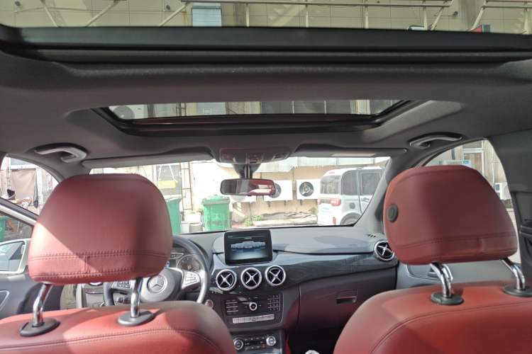 Used Mercedes-Benz B-Class 2016 B 200 Exclusive Edition Headliner