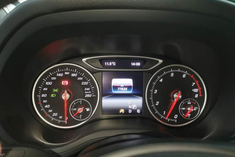 Used Mercedes-Benz B-Class 2016 B 180 Instrument Cluster
