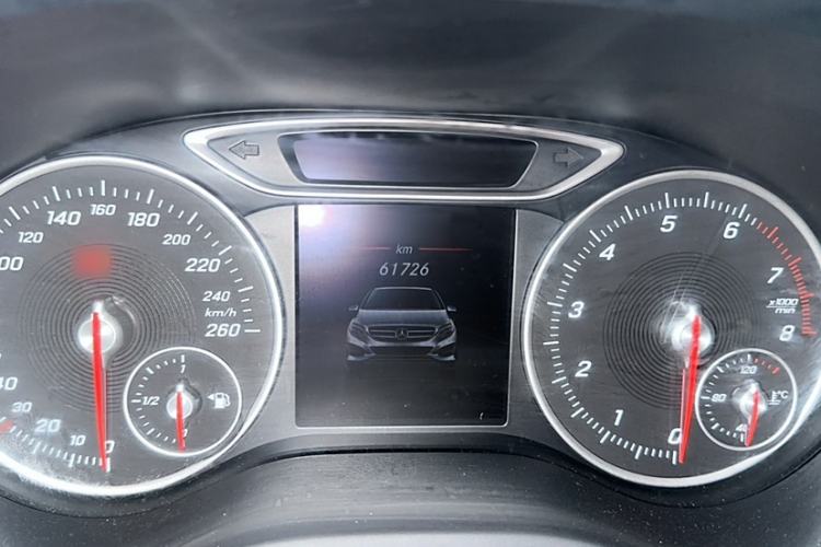 Used Mercedes-Benz B-Class 2016 B 200 Exclusive Edition Instrument Cluster