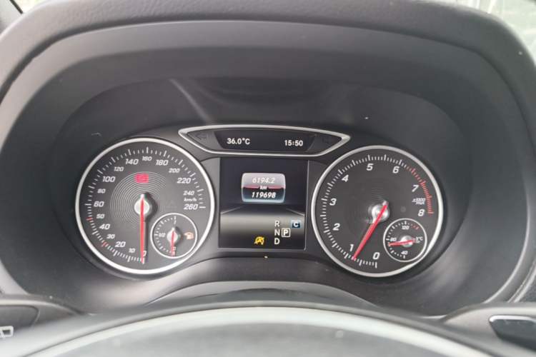 Used Mercedes-Benz B-Class 2016 B 180 Instrument Cluster