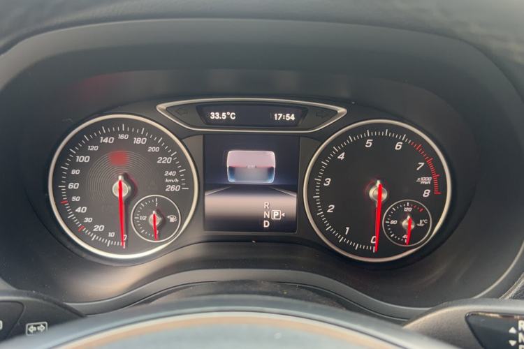 Used Mercedes-Benz B-Class 2016 B 180 Instrument Cluster