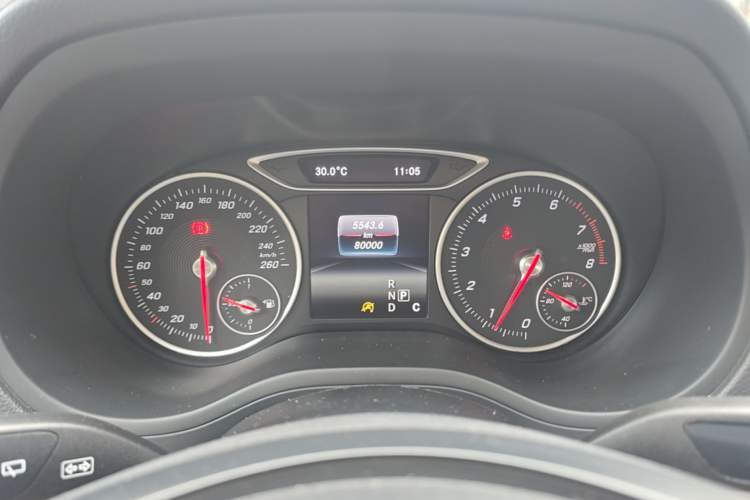 Used Mercedes-Benz B-Class 2016 B 180 Instrument Cluster