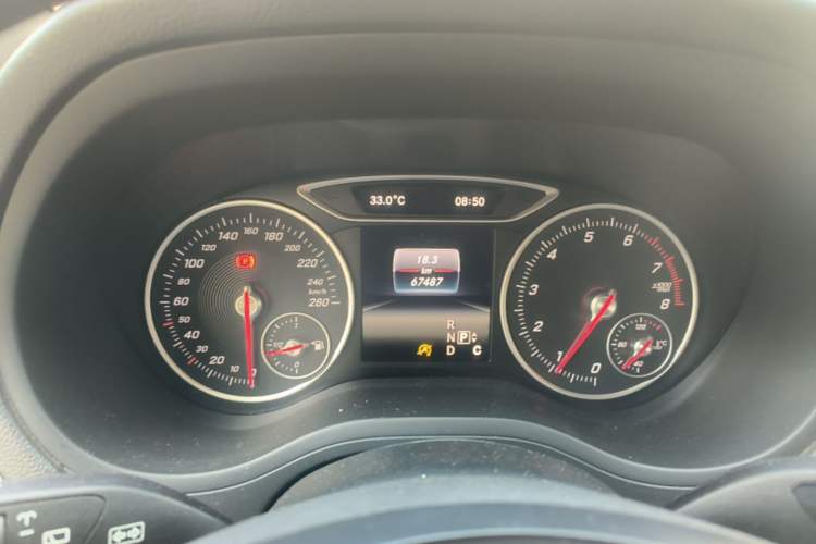 Used Mercedes-Benz B-Class 2016 B 180 Instrument Cluster