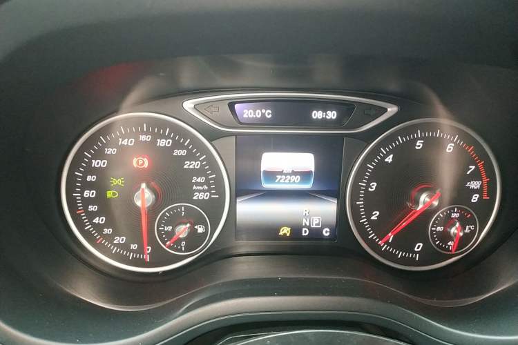 Used Mercedes-Benz B-Class 2016 B 180 Instrument Cluster