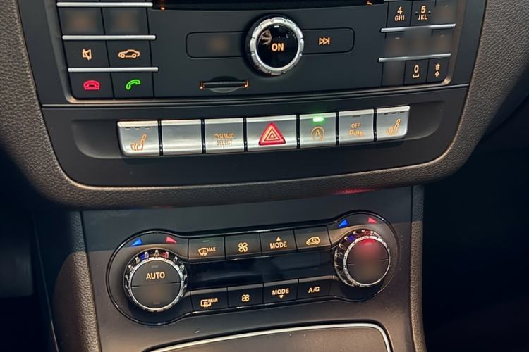 Used Mercedes-Benz B-Class 2016 B 200 Exclusive Edition Interior 9
