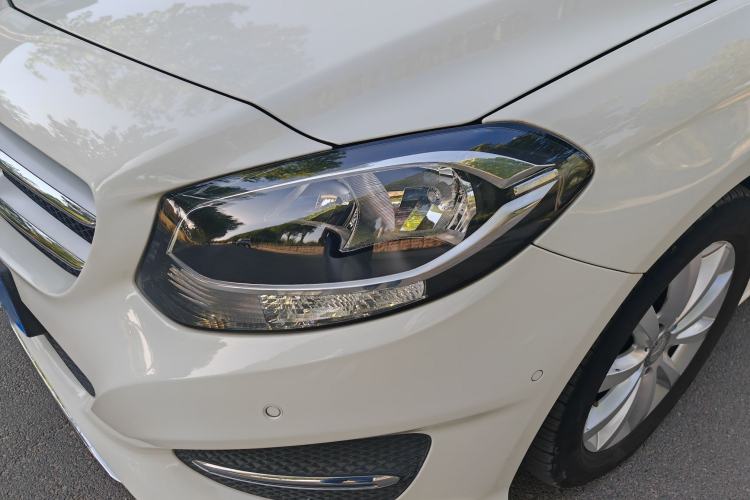 Used Mercedes-Benz B-Class 2016 B 180 Left Front Headlight