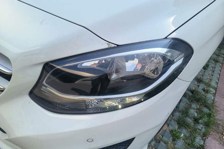 Used Mercedes-Benz B-Class 2016 B 180 Left Front Headlight