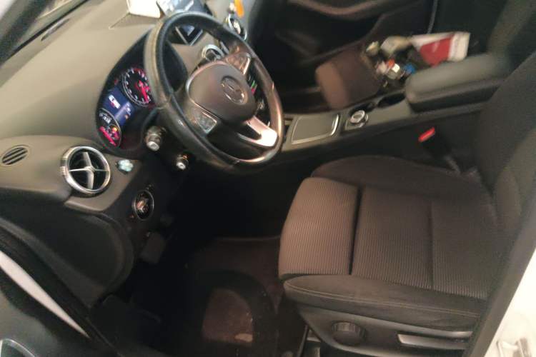 Used Mercedes-Benz B-Class 2016 B 180 Left Front Seat