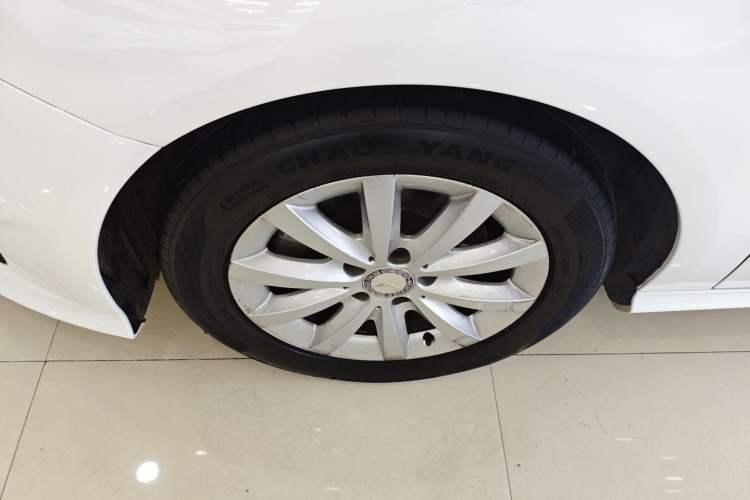 Used Mercedes-Benz B-Class 2016 B 180 Left Front Wheel Hub