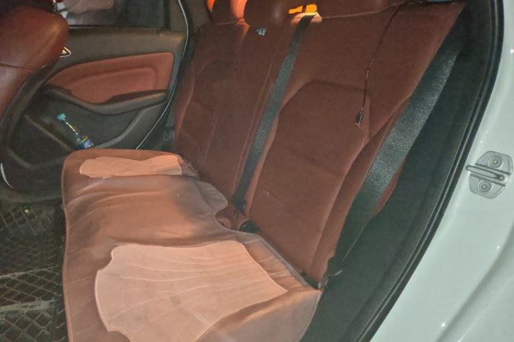 Used Mercedes-Benz B-Class 2016 B 200 Exclusive Edition Left Rear Seat