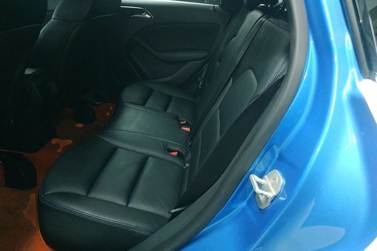 Used Mercedes-Benz B-Class 2016 B 180 Left Rear Seat