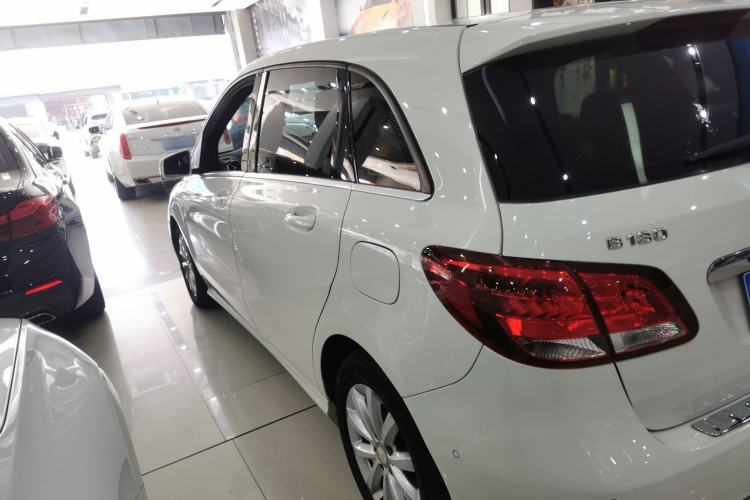 Used Mercedes-Benz B-Class 2016 B 180 Left Side