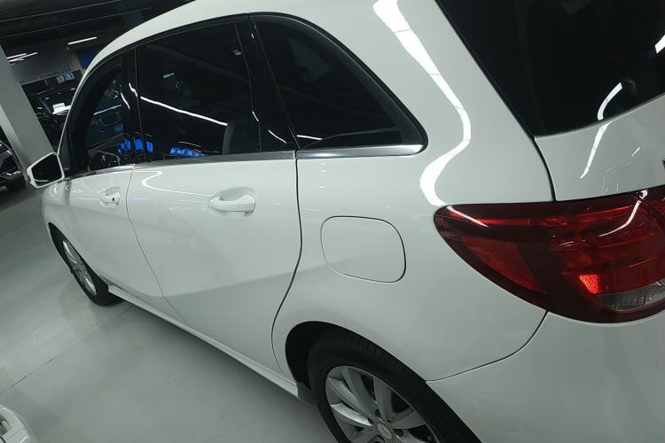 Used Mercedes-Benz B-Class 2016 B 180 Left Side