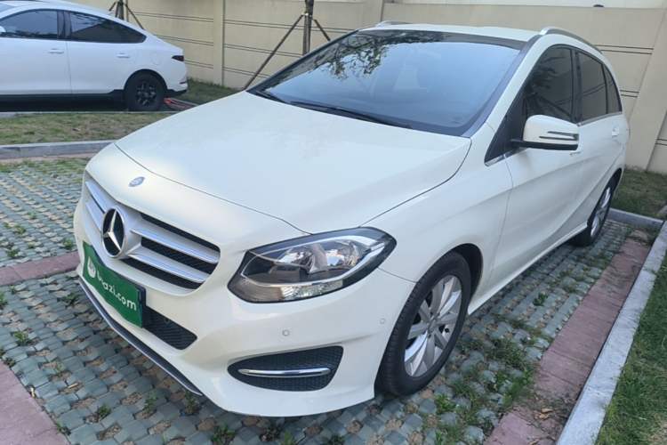 Used Mercedes-Benz B-Class 2016 B 180 Guazi used car, China used car export, Used car for sale, Used cars, Cheapest cars for sale
