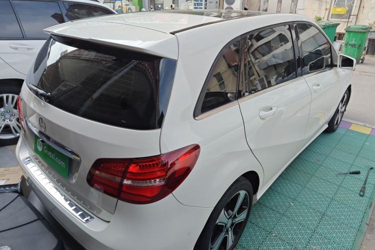 Used Mercedes-Benz B-Class 2016 B 200 Exclusive Edition Rear Right 45 Deg