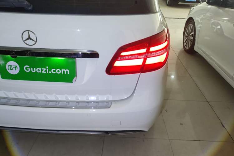 Used Mercedes-Benz B-Class 2016 B 200 Exclusive Edition Right Rear Taillight