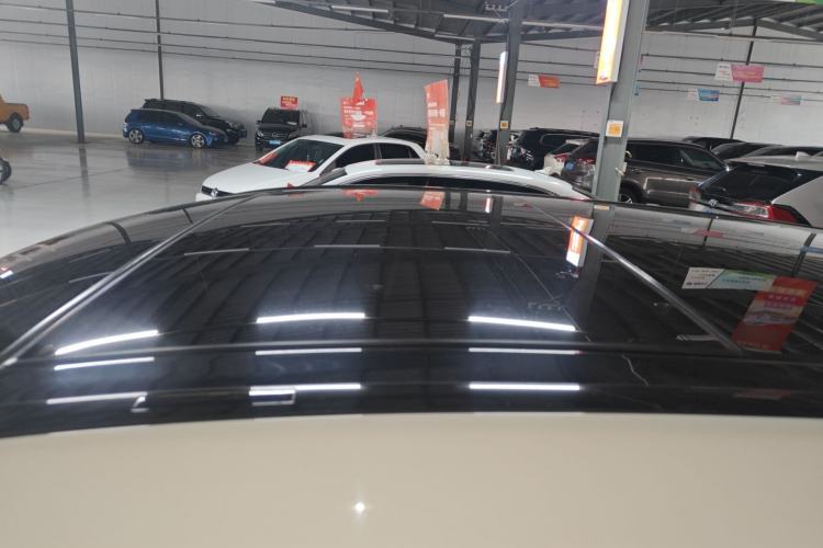 Used Mercedes-Benz B-Class 2016 B 200 Exclusive Edition Roof