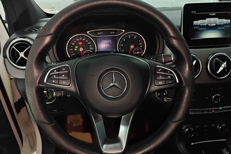 Used Mercedes-Benz B-Class 2016 B 180 Steering Wheel