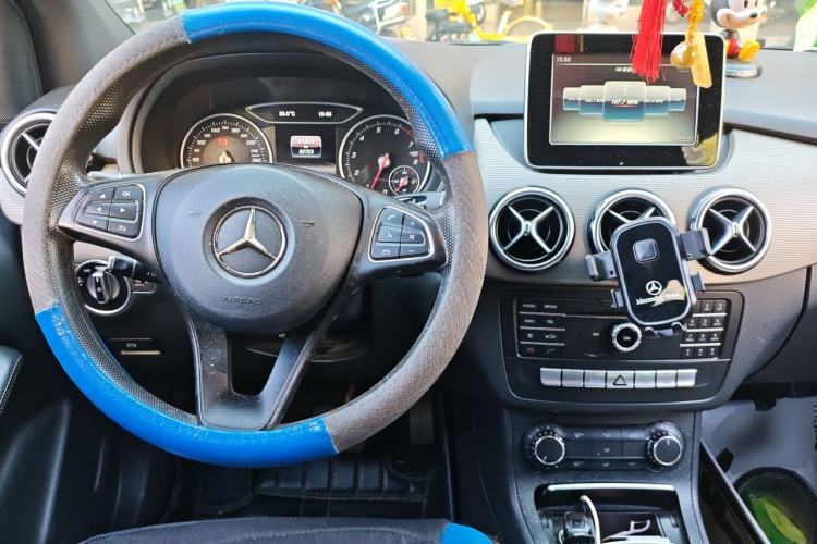 Used Mercedes-Benz B-Class 2016 B 180 Steering Wheel