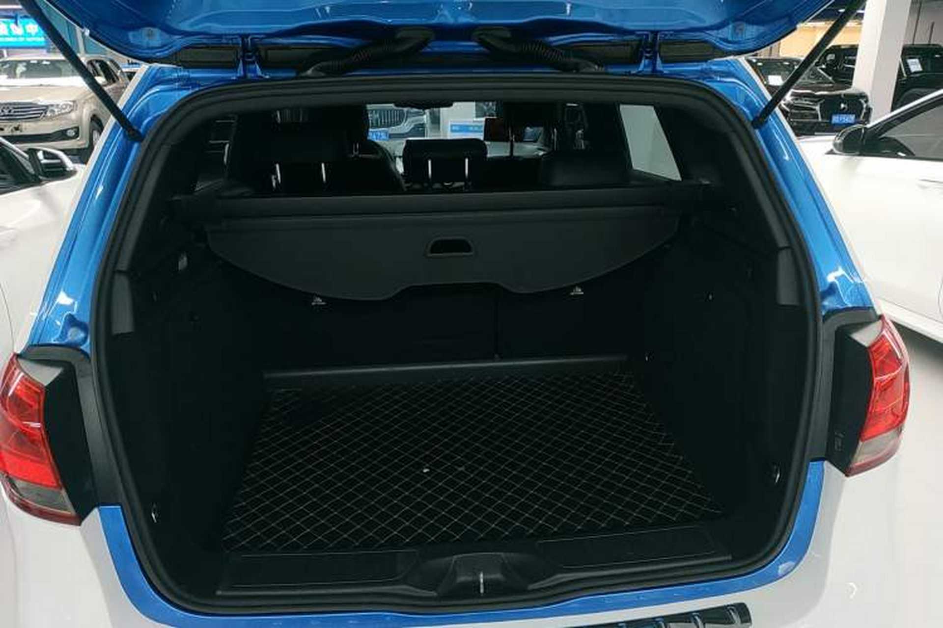 Used Mercedes-Benz B-Class 2016 B 180 Trunk